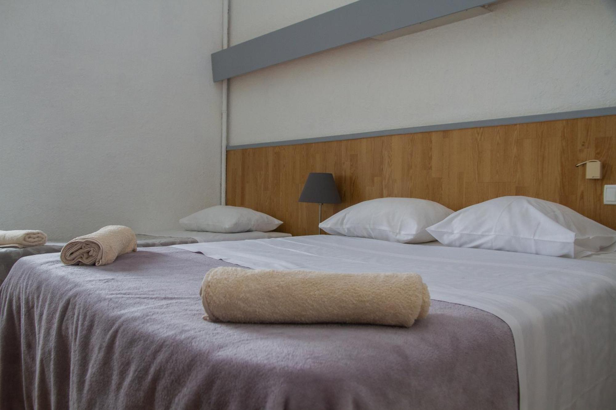 Hotel Durand Le Patio Alès Zewnętrze zdjęcie